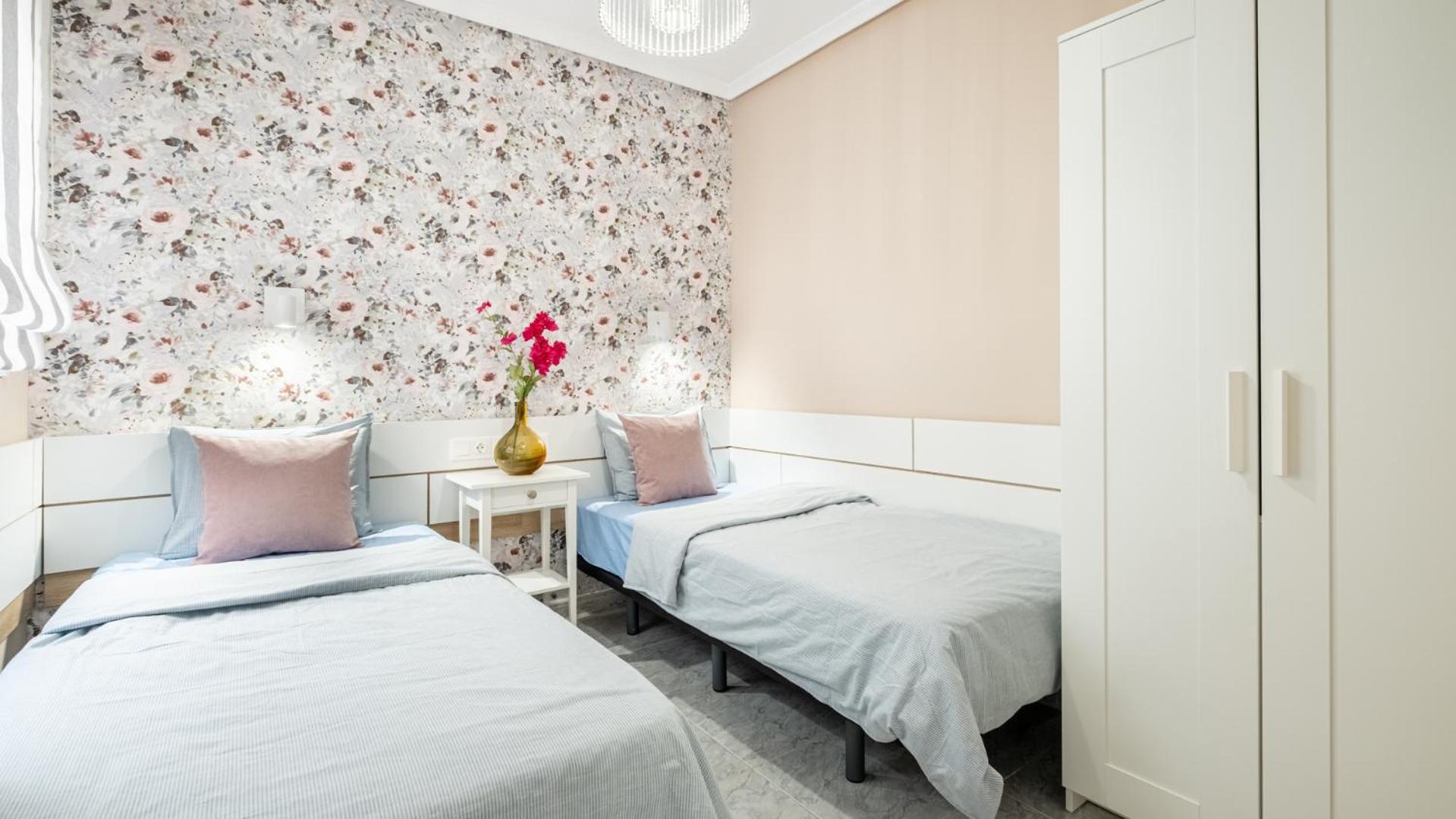 Apartamento Centrico Con Garaje Torrevieja Esterno foto