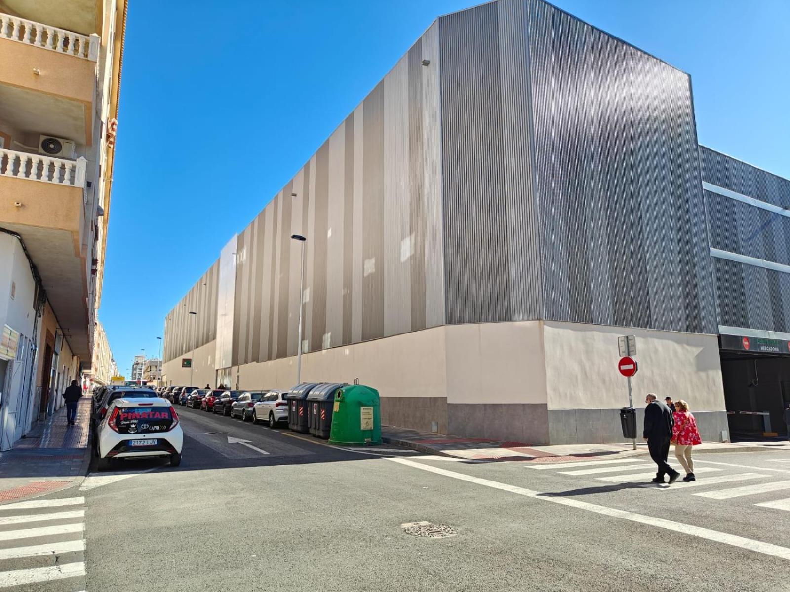 Apartamento Centrico Con Garaje Torrevieja Esterno foto