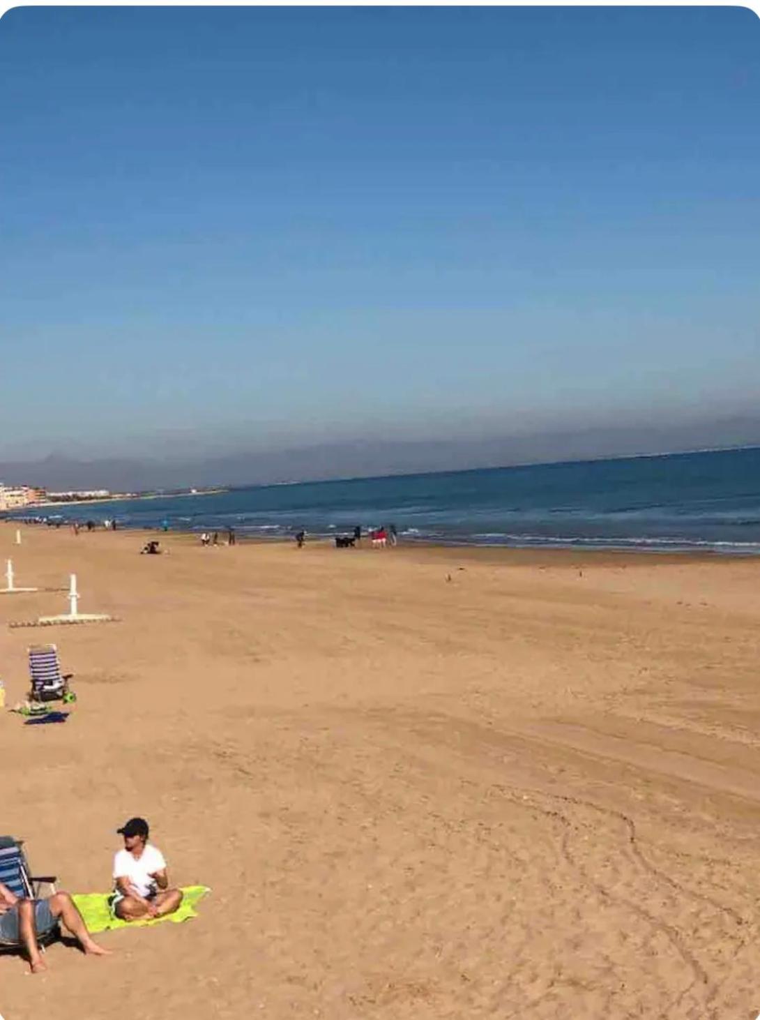 Apartamento Centrico Con Garaje Torrevieja Esterno foto